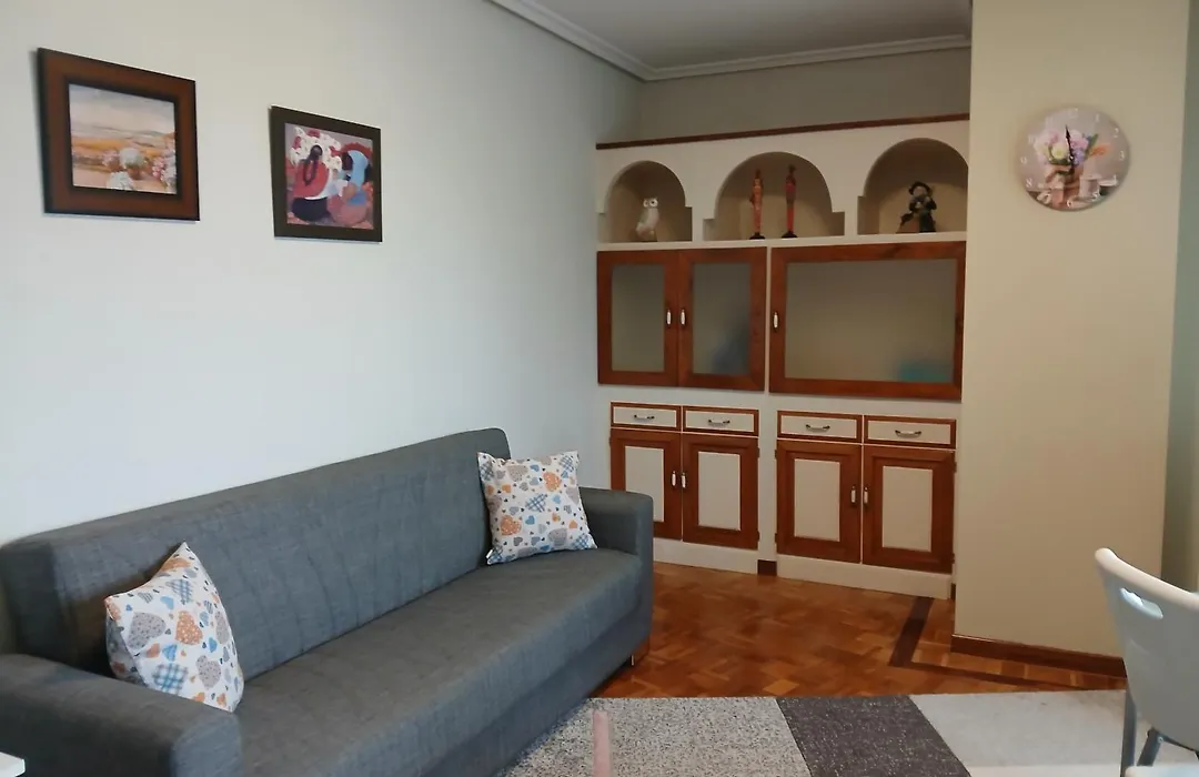 Puerta la Villa-1